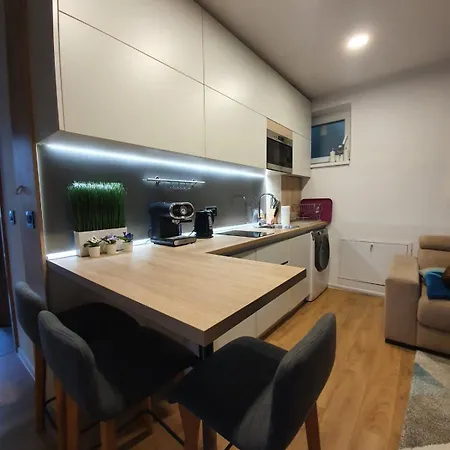 Zara Apartment *